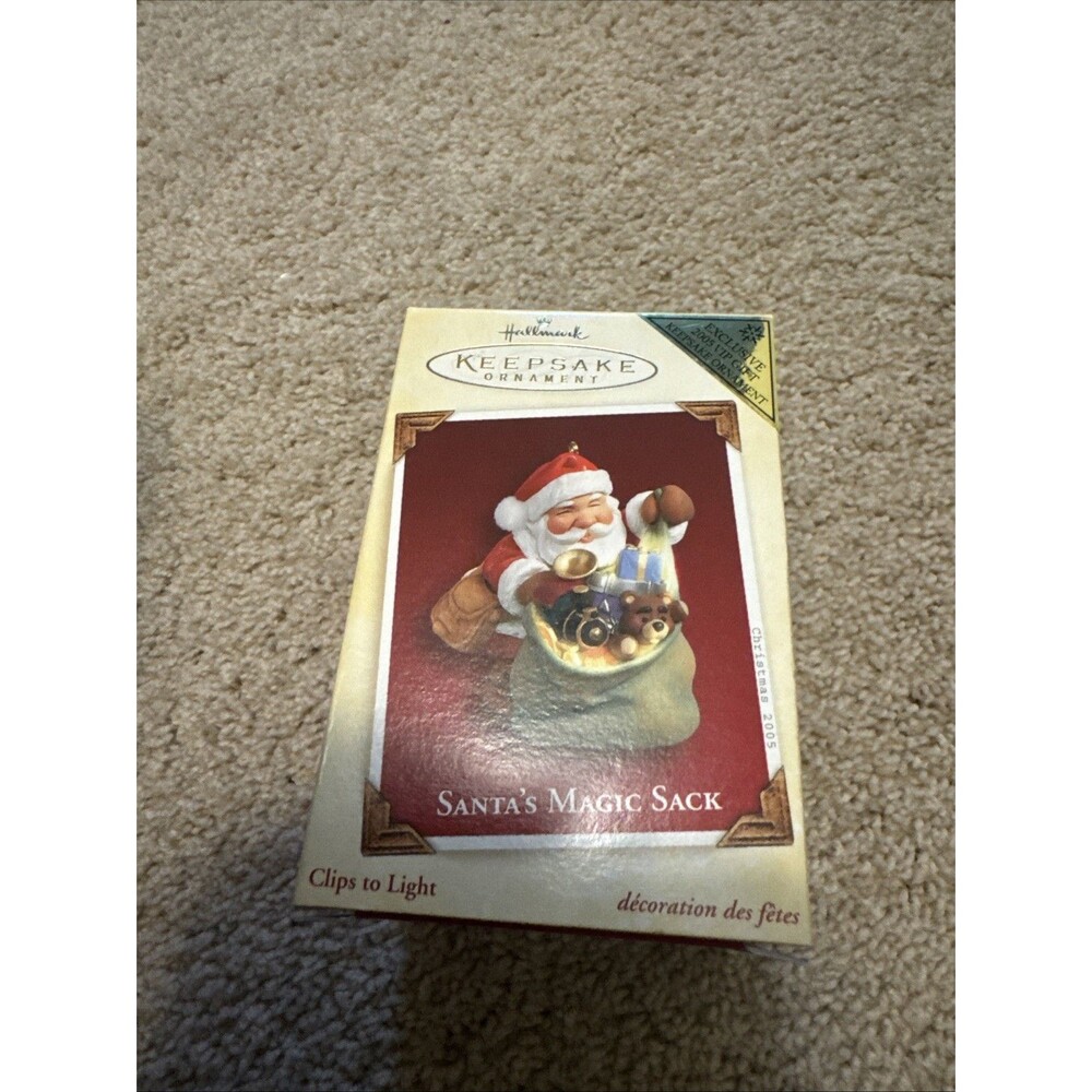2005 VIP Hallmark Keepsake Ornament Santa's Magic Sack Clip On Miniature Light